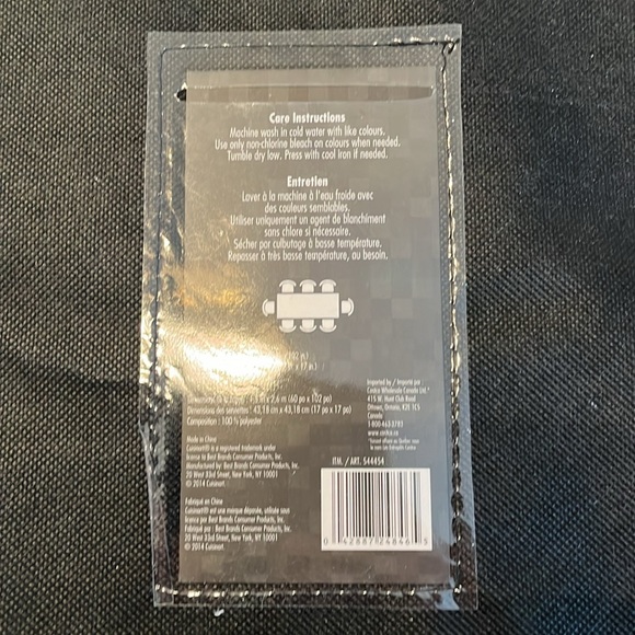 Table cloth and napkin set - Picture 3 of 3